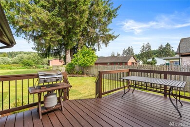 855 Willapa First St, Raymond, WA 98577 - photo 7