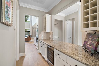 13822 Woodthorpe Ln, Houston, TX 77079 - photo 5