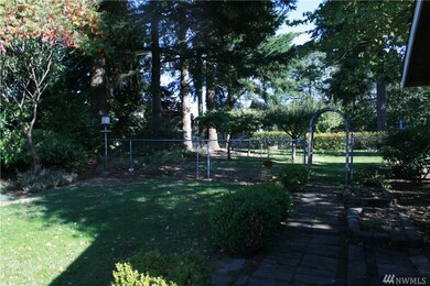 8221 Xavier Way, Everett, WA 98203 - photo 5