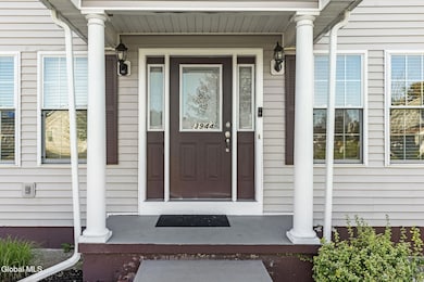 4-web-or-mls-3944-becker-st