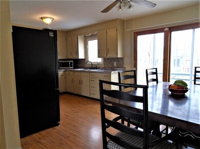 208 Marshall Rd, Woonsocket, RI 02895 - photo 4