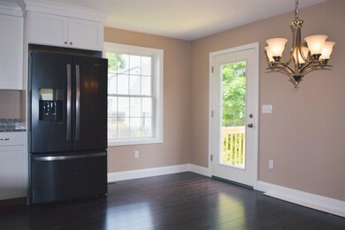 8 Spring St, Rochester, NH 03868 - photo 6