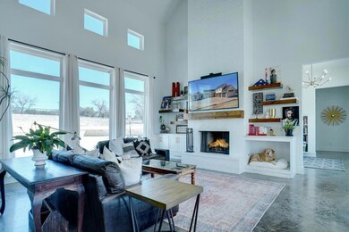 300 Cactus Rio Dr, Weatherford, TX 76087 - photo 4