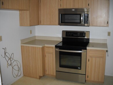 Stainless steel Range & Microwave