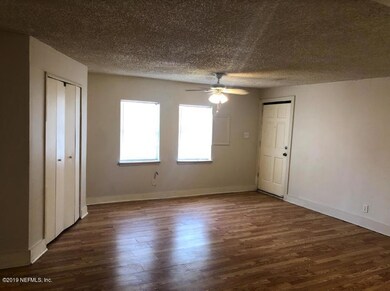 5419 Woodcrest Rd unit A, Jacksonville, FL 32205 - photo 2