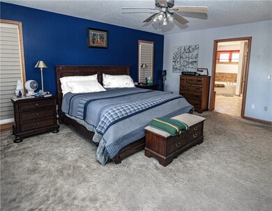 En suite Bedroom with attached bath