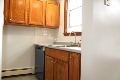 17 Sewall St unit 2, Somerville, MA 02145 - photo 5