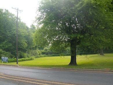 223 Logansport St, Center, TX 75935 - photo 3