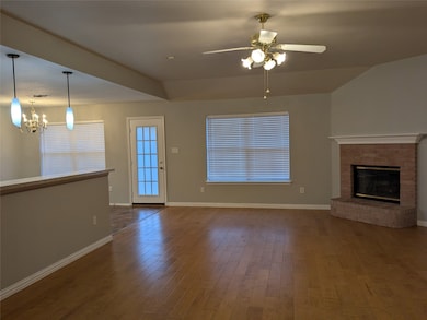 6005 Harwood Crossing Dr, Arlington, TX 76018 - photo 3