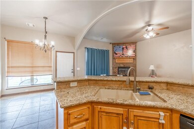 3151 Grandaughter Ln, Harrah, OK 73045 - photo 6