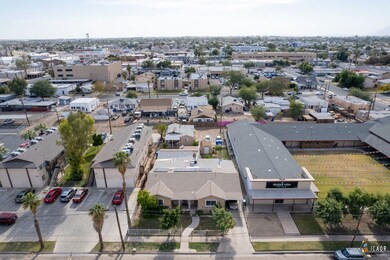855 Park Ave, El Centro, CA 92243 - photo 3