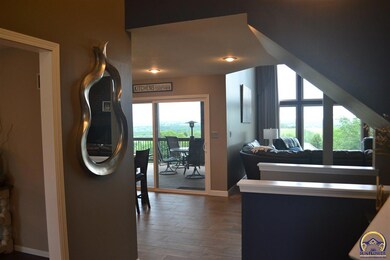 3724 SW Cobblestone Place, Topeka, KS 66610 - photo 7