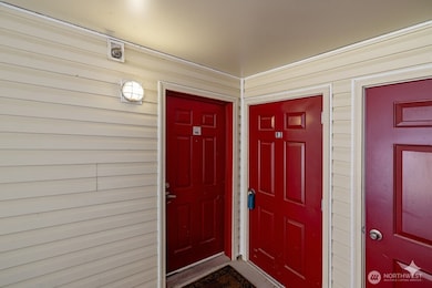 10709 Valley View Rd unit B403, Bothell, WA 98011 - photo 4