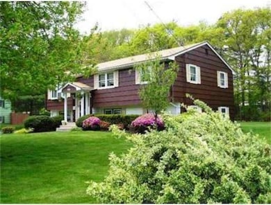 46 Priscilla Alden Rd, Abington, MA 02351 - photo 2