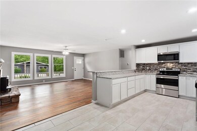 32 Lancaster Dr, Bella Vista, AR 72715 - photo 3