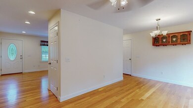 7 Herricks Ln, Millbury, MA 01527 - photo 7