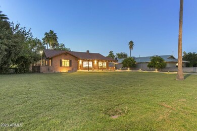 Sprawling front yard with irrigated lot