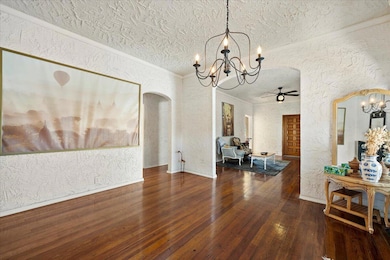 511 Upland Rd, West Palm Beach, FL 33401 - photo 7