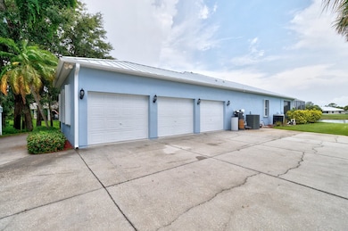 3 car garage for vehicles and Florida toys !