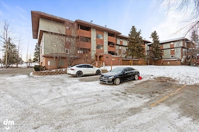 02-IMG_1474_Front Exterior_SSW