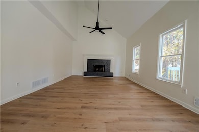 679 Springtor Dr unit 3, Lawrenceville, GA 30043 - photo 2