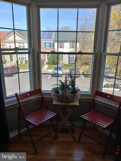 12204 Blue Moon Ct, Laurel, MD 20708 - photo 4