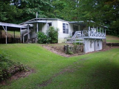 184 Lake Point Circle 010