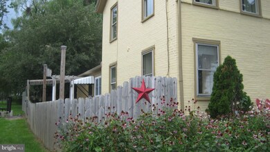 30 Glenola Dr, Leola, PA 17540 - photo 2