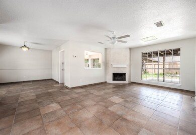 4765 Slade Ben Ln, Alvin, TX 77511 - photo 7