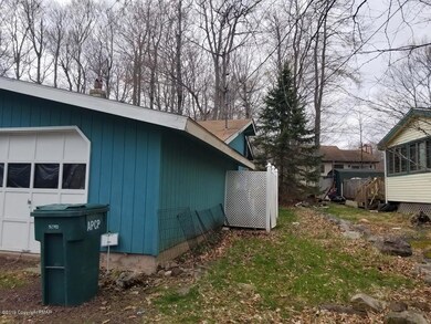 7204 Rimrock Dr, Tobyhanna, PA 18466 - photo 3