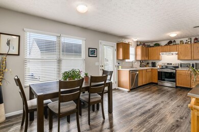 012_4783 Perlman Street 012
