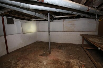 521 E Chestnut St, Lancaster, OH 43130 - photo 4