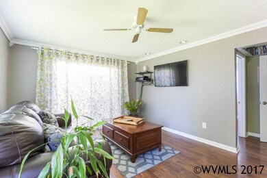 1740 12th Ave SW, Albany, OR 97321 - photo 2