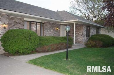 2116 W 43rd St, Davenport, IA 52806 - photo 4