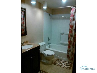 Master Bath/Spa.