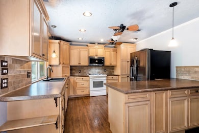 1105 Inland Greens unit A, Austin, TX 78758 - photo 6