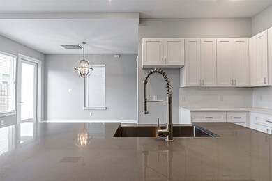 810 Berry Rd, Houston, TX 77022 - photo 6