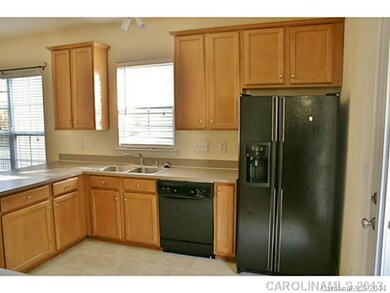 Kitchen - Tons of cabinets for storage & appliance