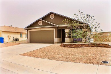 204 Flor Azucena Dr, Socorro, TX 79927 - photo 3