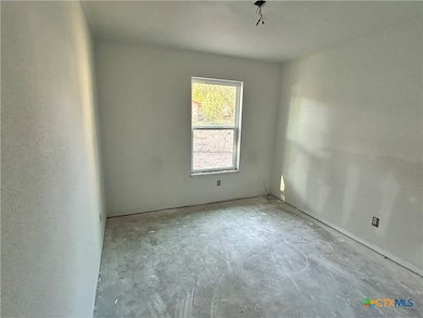 601 S Davis St, Belton, TX 76513 - photo 2