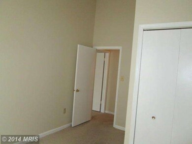 7308 Green Oak Terrace, Lanham, MD 20706 - photo 4