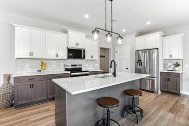 2924 Lavender Pkwy, Faribault, MN 55021 - photo 6