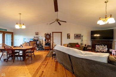 11020 W Us Highway 40, Charlottesville, IN 46117 - photo 5