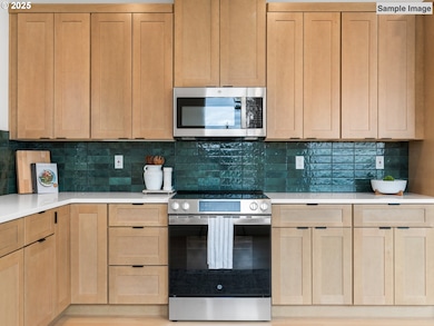 8051 SE 72nd Ave unit 1, Portland, OR 97206 - photo 5