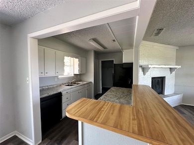 112 Buchanan Blvd, Corsicana, TX 75110 - photo 4