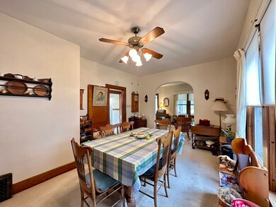 16 N Lancaster Ave, Aurora, IL 60506 - photo 4