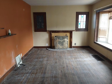 411 N Union St, Hobart, IN 46342 - photo 5