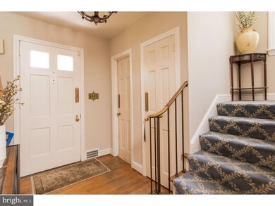 927 Warwick Rd, Haddonfield, NJ 08033 - photo 3