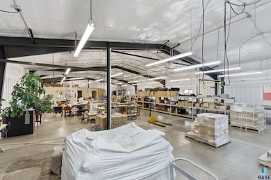 108 W 17th Ave, Tyndall, SD 57066 - photo 7