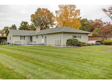 78 Foxglove Dr, Cranston, RI 02920 - photo 4